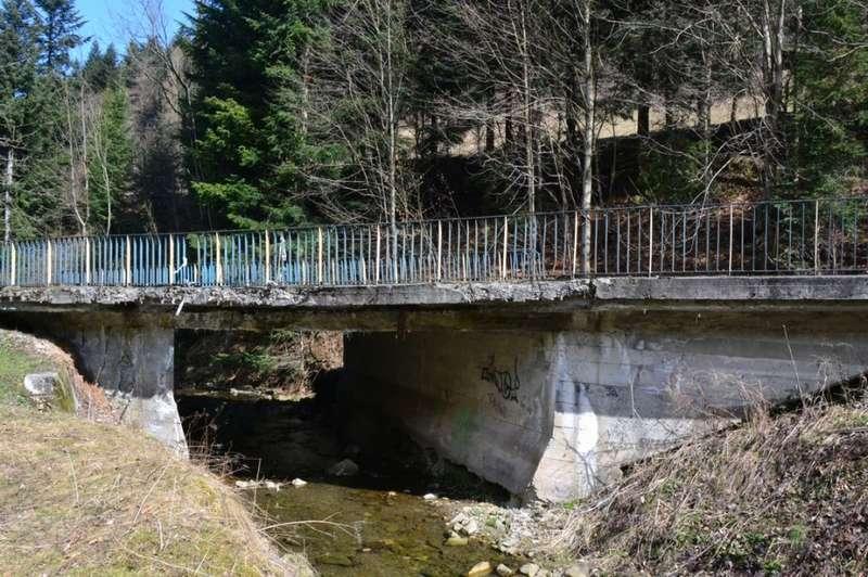 Stryszawa. Most do przebudowy