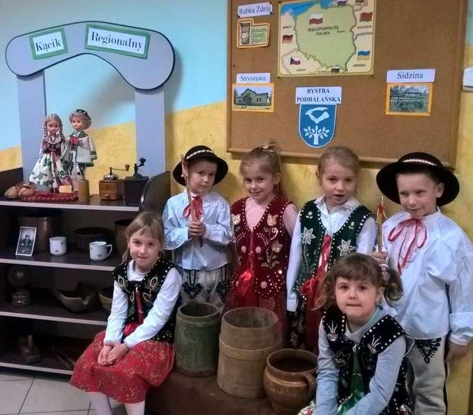 Przedszkole Publiczne w Bystrej Podhalańskiej. „Cudze chwalicie, swego nie znacie”