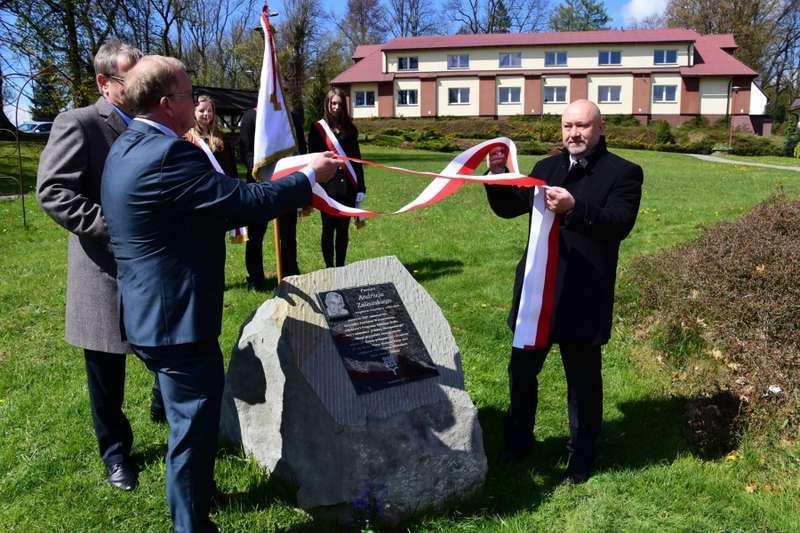 Jordanów. Upamiętnili dziennikarza
