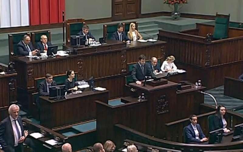 Będą pieniądze na dokończenie budowy zbiornika w Świnnej Porębie. Sejm przyjął specustawę!