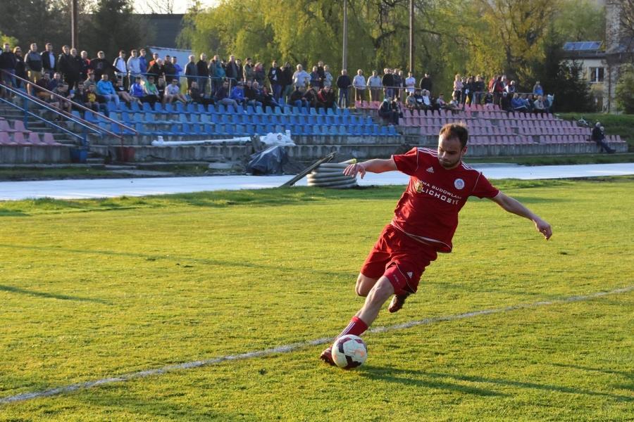 Sucha Beskidzka. Kibice czekają na nowe trybuny
