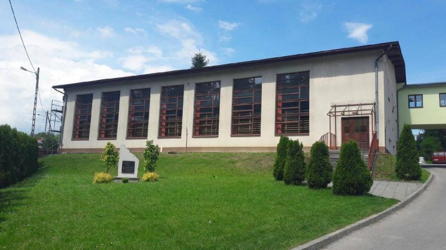 Termomodernizacja budynku Zespołu Szkół w Toporzysku – etap II