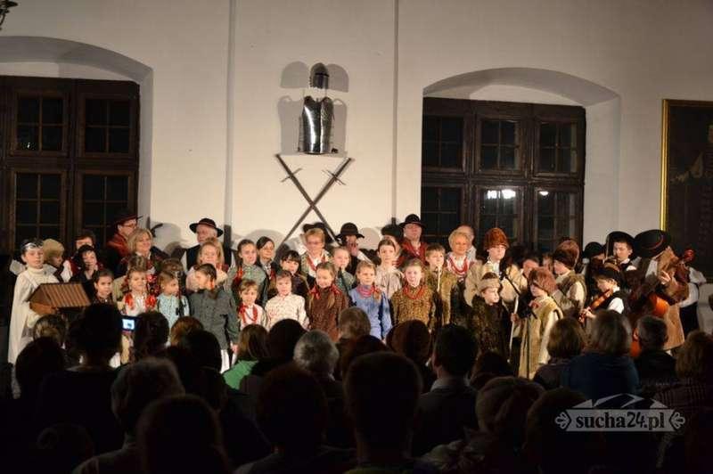Kolędniczy koncert na zamku.