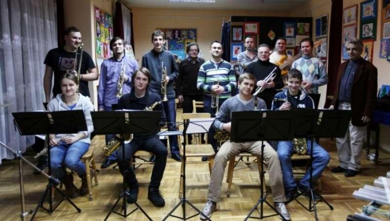 Makowska Orkiestra Rozrywkowa