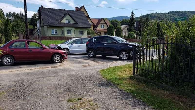 Zawoja. Kolizja dwóch samochodów