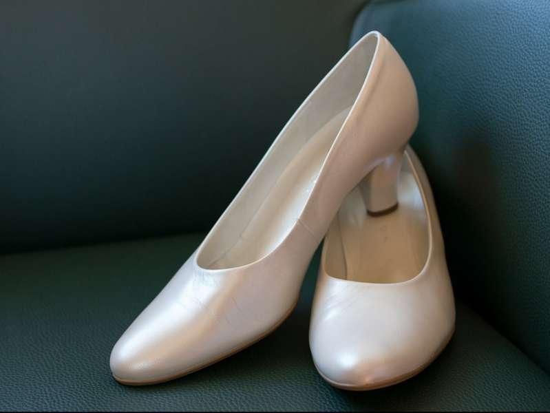 Gdzie kupować tanie buty damskie?