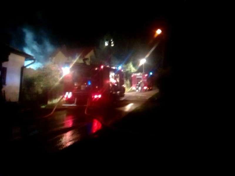 Nocny pożar w Suchej Beskidzkiej