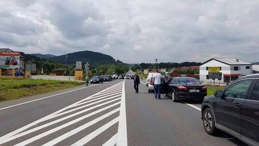 Groźny wypadek koło jeziora Mucharskiego