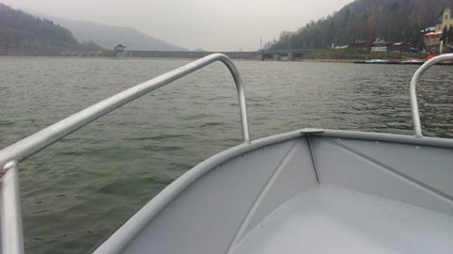(Aktualizacja) Jezioro Żywieckie. Nastolatek ze Skawicy pod wodą