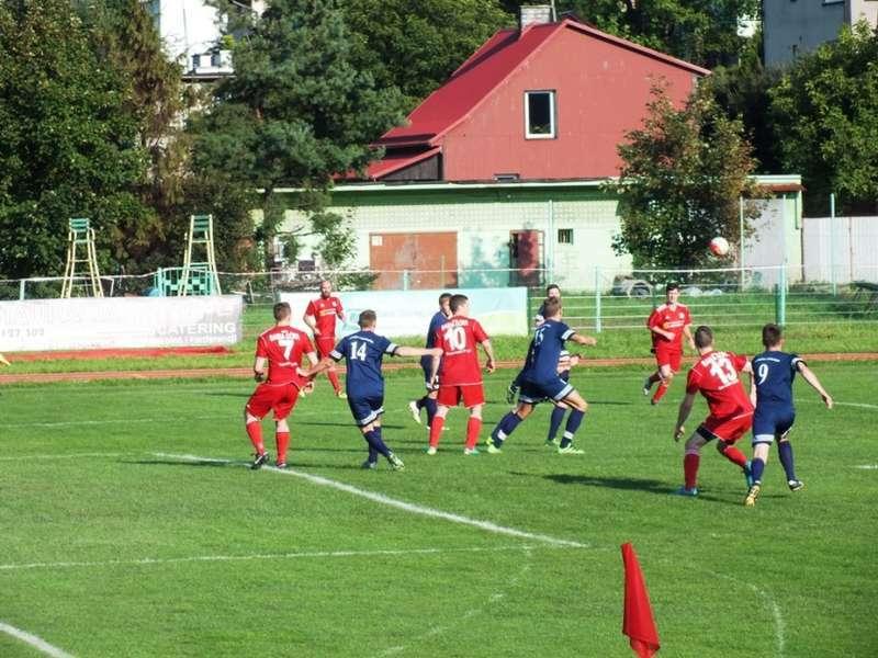 (WYNIKI)Piłkarski weekend: Parodia futbolu w Suchej Beskidzkiej
