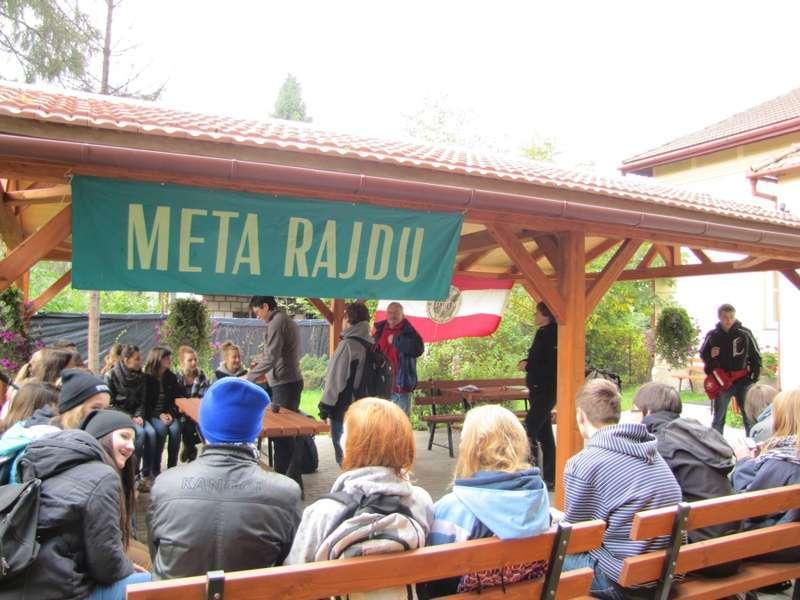 Meta rajdu „Podbabiogórskie Miasta” kolejny raz w makowskiej MBP