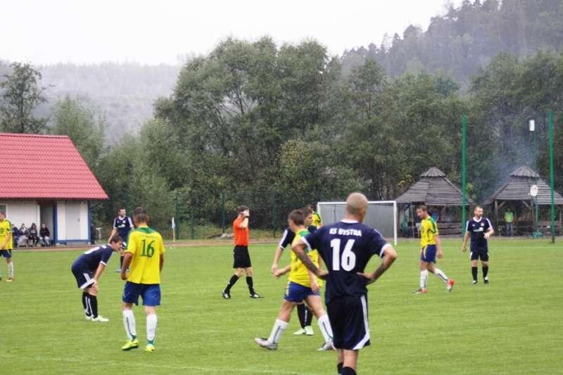 (WYNIKI) Piłkarski weekend: Halniak przegrywał 2:0, wygrał 3:2!
