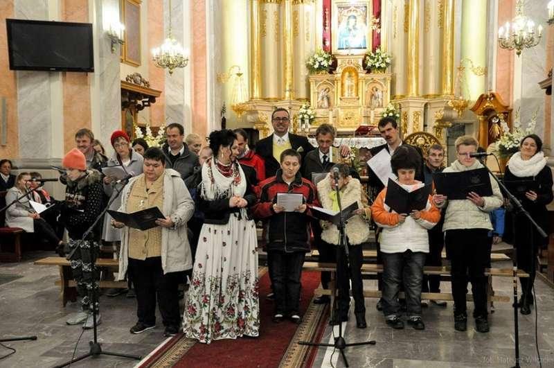 Wielki koncert „Jesteśmy Rodziną” w makowskim Sanktuarium