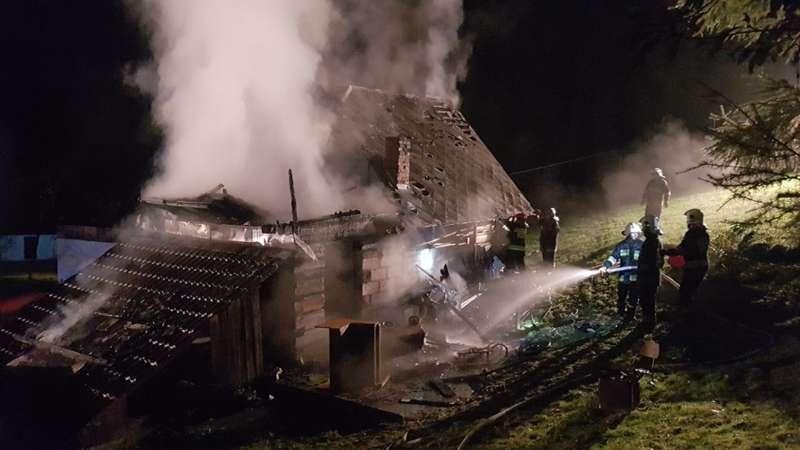 Zawoja. Pożar budynku gospodarczego