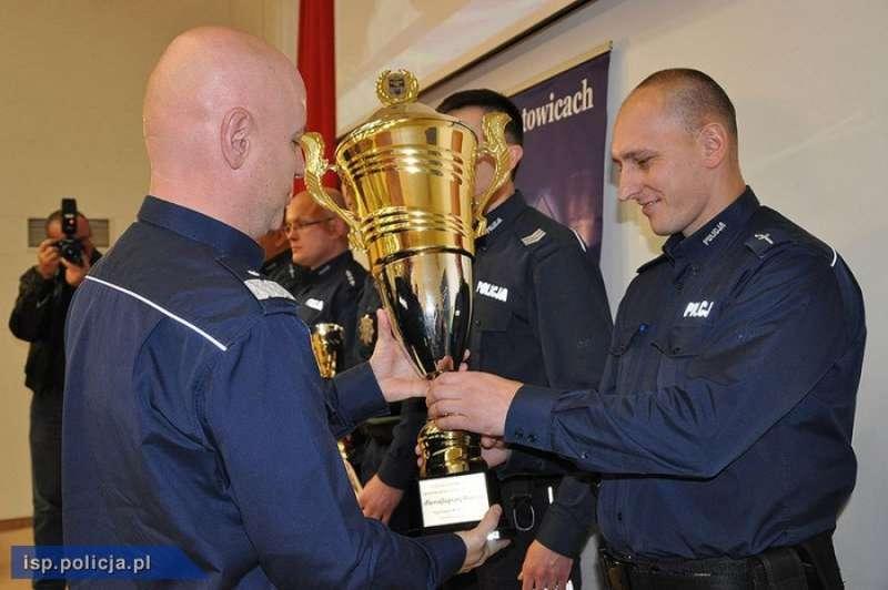 Mł. asp. Krzysztof Błachut - Dzielnicowym Roku 2016