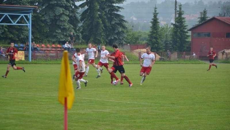 Falstart IV ligowców z naszego powiatu