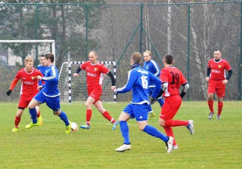 (WYNIKI) Piłkarski weekend: Halniak odpalił po przerwie