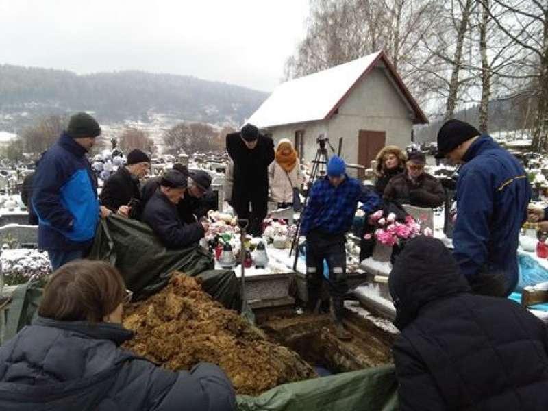 Ekshumowano szczątki Kunegundy Siwiec