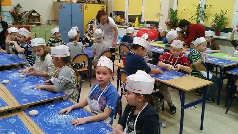 „Co uczeń je?” Warsztaty kulinarne w suskiej „jedynce”