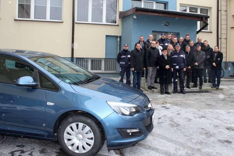 Nowy radiowóz nieoznakowany dla jordanowskich policjantów