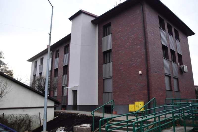 Maków Podhalański. Jest  winda w magistracie