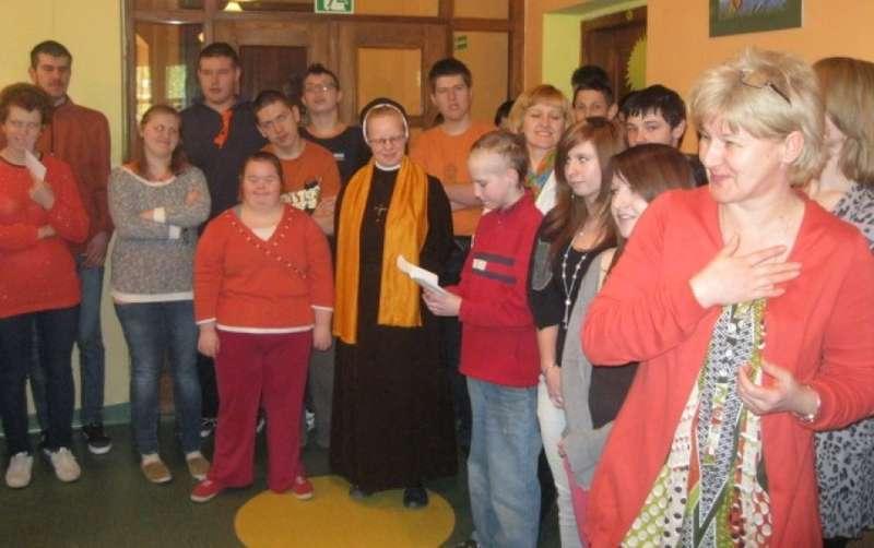 Powitanie wiosny w specjalnym ośrodku szkolno-wychowawczym.