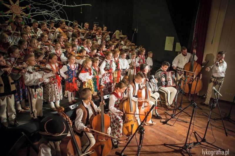 (VIDEO) Owacja na stojąco w jordanowskim kościele