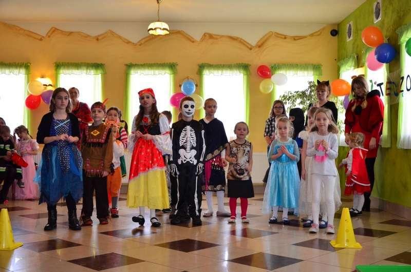 Jordanów. Tęczowy Bal Karnawałowy .