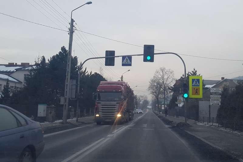 Maków Podhalański. Kierowcy pojadą, piesi postoją.