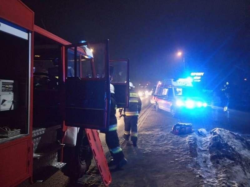 Potrącenie pieszego w Suchej Beskidzkiej