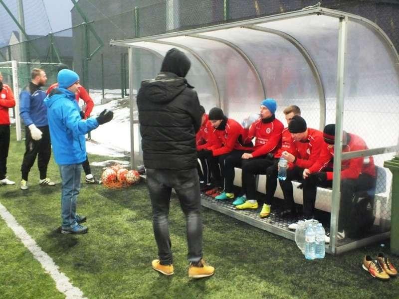 Bączek: Sparingi wykrystalizują skład i taktykę