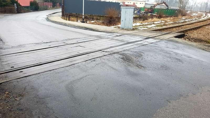 Maków Podhalański. Koniec „skoczni” na przejeździe do Grzechyni
