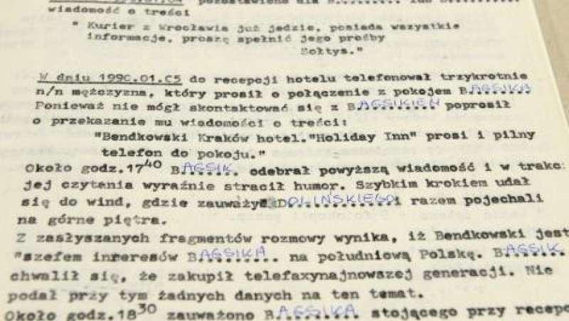 Kto pracował w SB, a kto był TW? IPN udostępnił inwentarz w sieci