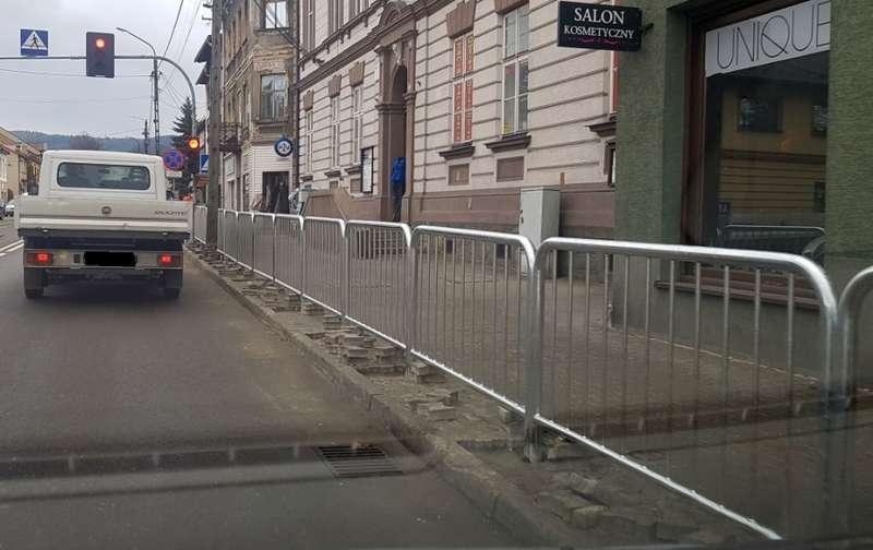 Maków Podhalański. Nie dość, że badziewie, to jeszcze wstrętne/ Aktualizacja