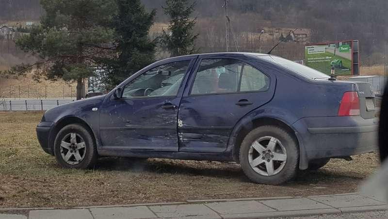 Sucha Beskidzka. Nie wyrobił na zakręcie.