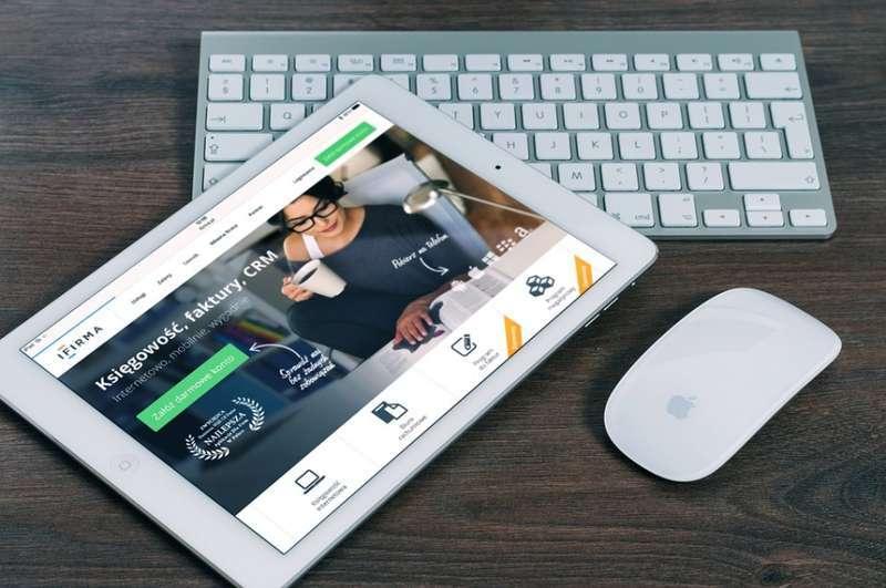 Ile kosztuje porównanie ofert polisowych przez internet?