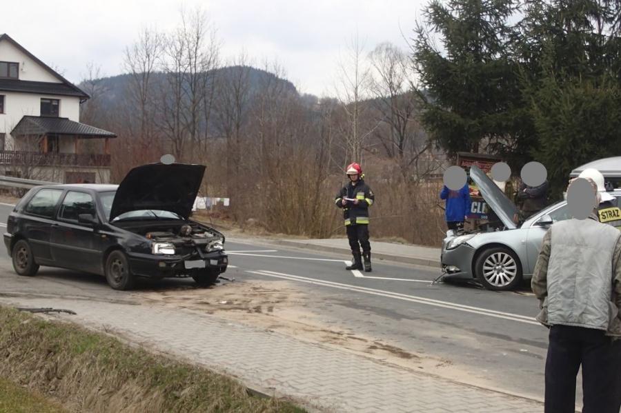 Skawica. Wymusił pierwszeństwo przejazdu na volkswagenie.