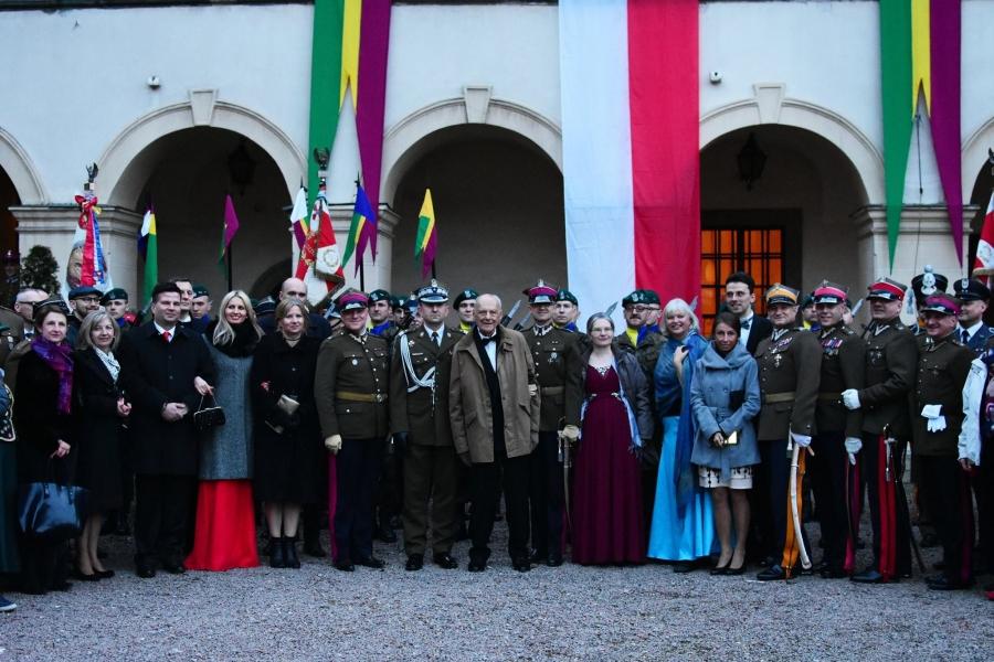 Uczcili setne urodziny bohatera