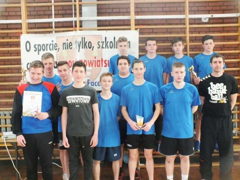 Od ośmiu lat suscy gimnazjaliści są niepokonani w piłkę ręczną