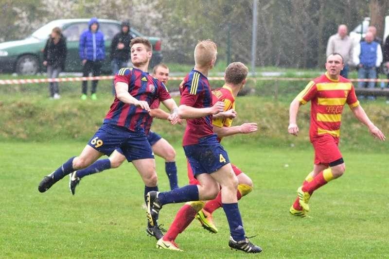 Piłkarski weekend: Na koniec maratonu klasyk, czyli Babia Góra gra z Jałowcem