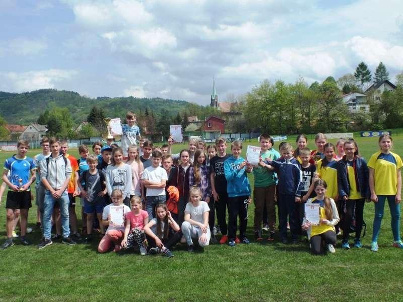 Sprawdzili się w czwórboju lekkoatletycznym. Triumfy Skawicy i Suchej Beskidzkiej