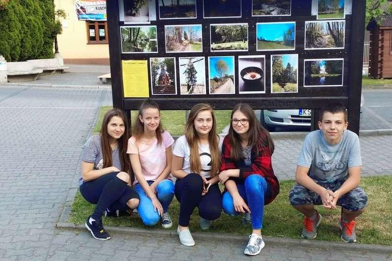 Wystawa fotografii - ZATRZYMAĆ CHWILĘ