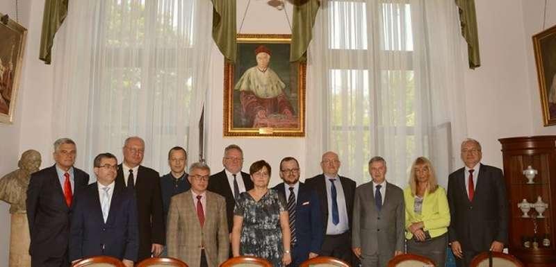 Suska lecznica w akademickim gronie