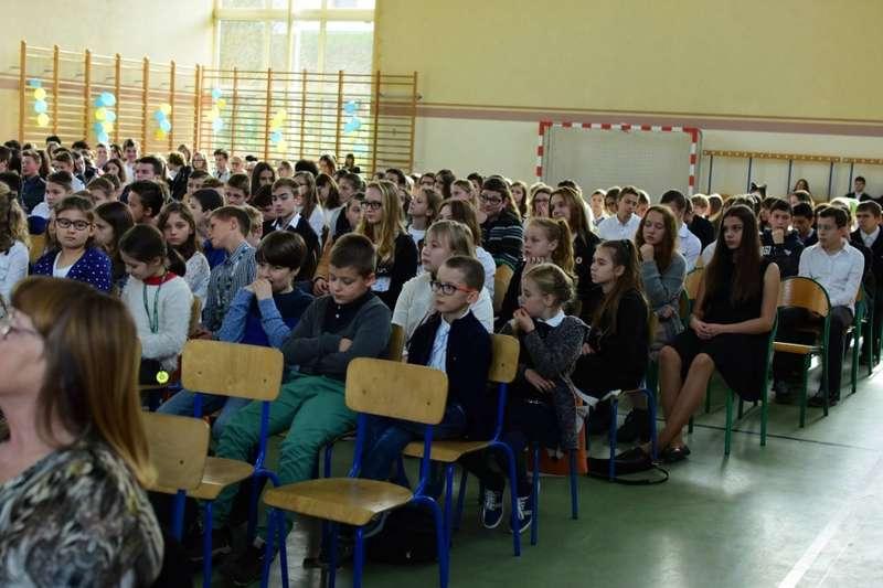 W Suchej Beskidzkiej przybywa uczniów