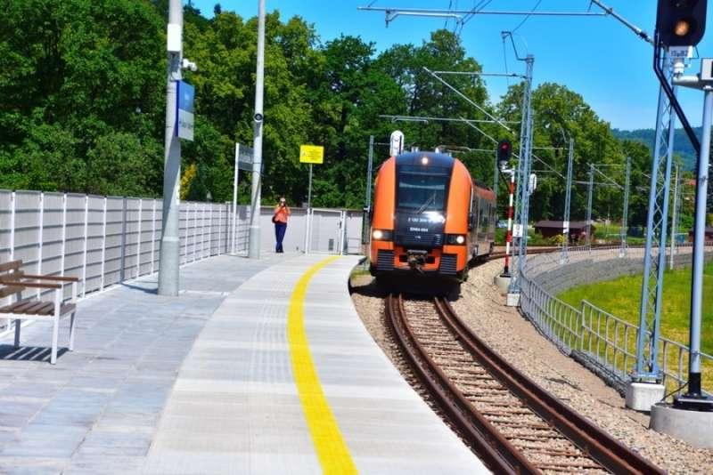 Najpierw remont, potem więcej kursów do Krakowa