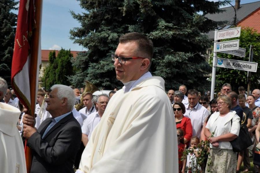 Parafianie żegnają swego duszpasterza w bardzo ciepłych słowach