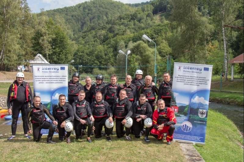 Druhowie z Miasta opanowali rwące rzeki