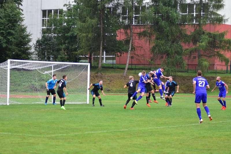 Piłkarski weekend: Wyczekiwane derby w Białce , lider zagra w Suchej Beskidzkiej