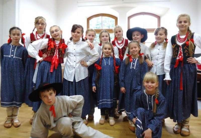 Młodzi tanecznicy i śpiewacze poszukiwani