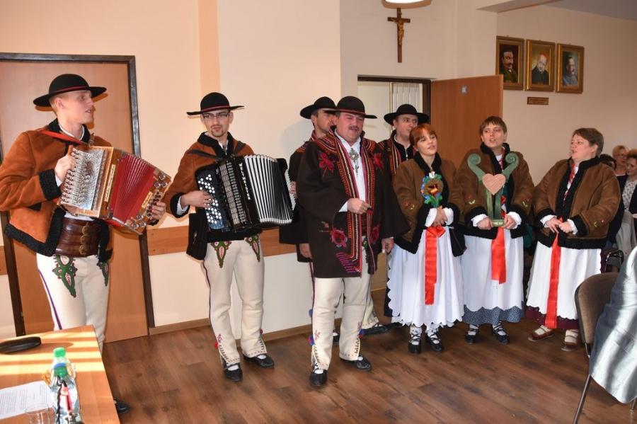 Pomoc gminy przekuli w nagrody na festiwalach